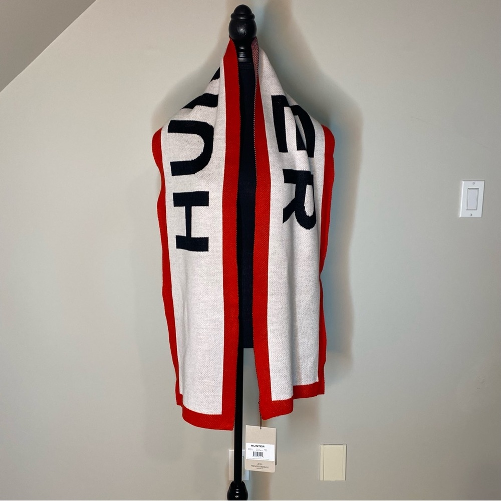 HUNTER New Red White Black Logo Knit Scarf Rectangle - Picture 8 of 16
